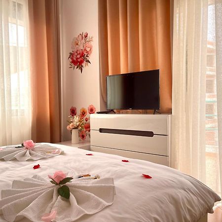 Onde Del Mare Apartment Sarande Bagian luar foto