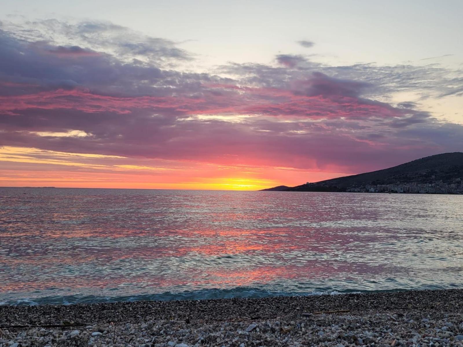 Onde Del Mare Apartment Sarande Bagian luar foto