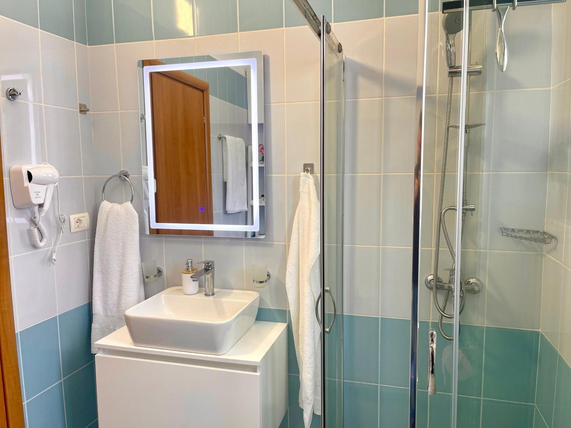 Onde Del Mare Apartment Sarande Bagian luar foto