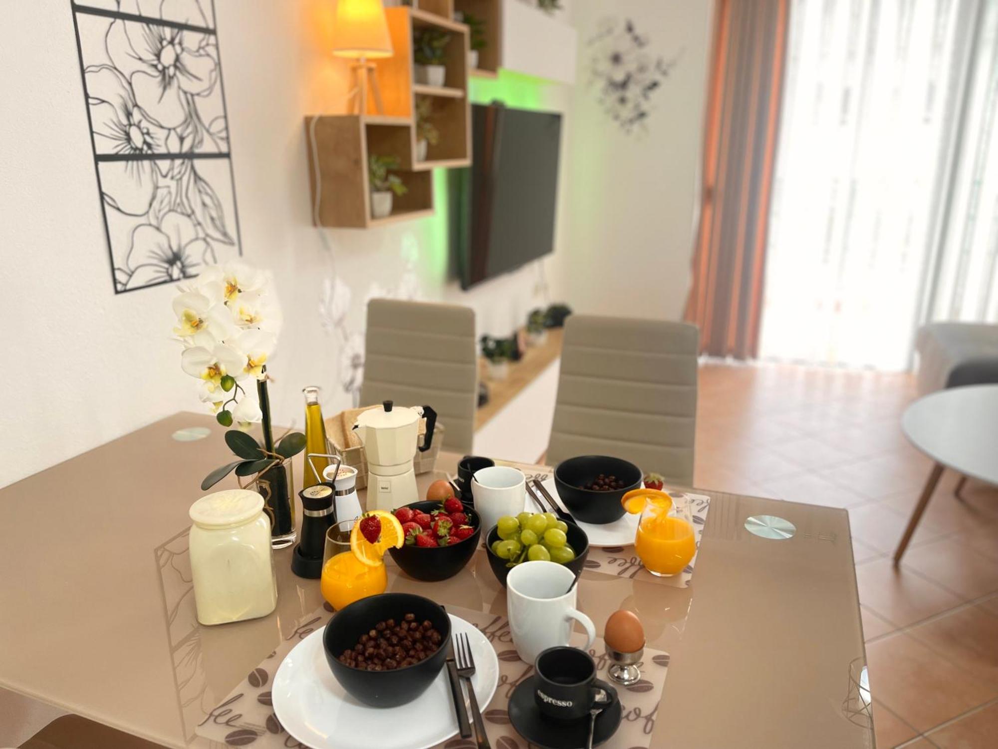 Onde Del Mare Apartment Sarande Bagian luar foto